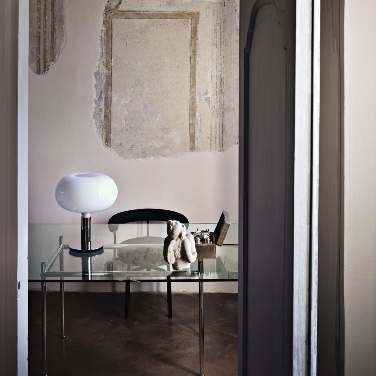 AM1N Table Lamp by Nemo Lamps AM1N Table Lamp by Nemo Lamps